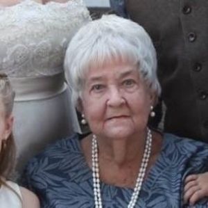 Meet your Posher, Dee